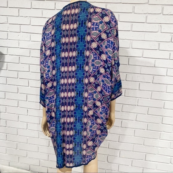 Anthropologie Women’s Feathers by Tolani Kimono - Picture 3 of 8